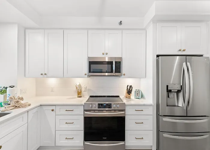Colony West 1c Pensacola