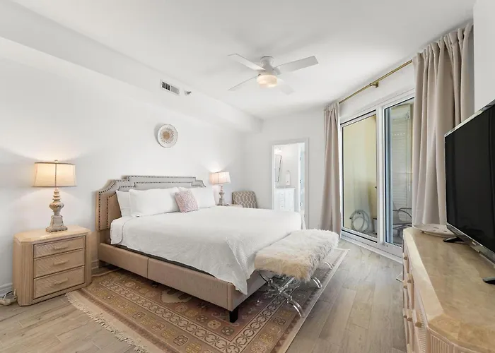 Colony West 1c Pensacola